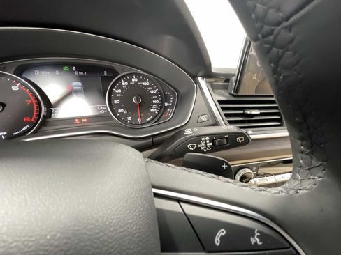 Used 2024 Audi Q5 2.0T Premium image 25