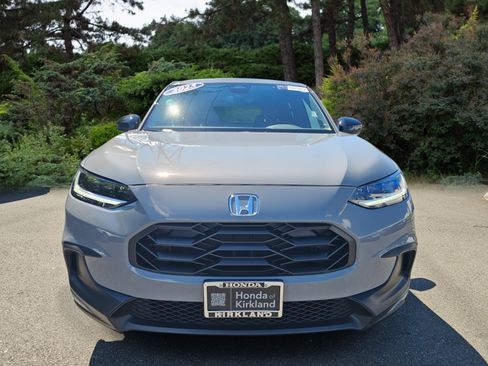 Certified 2025 Honda HR-V Sport image 10