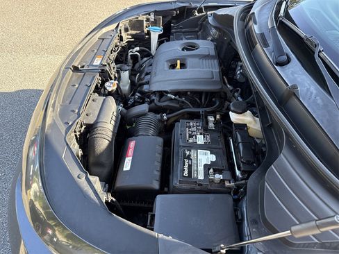 Used 2022 Kia Soul LX image 29