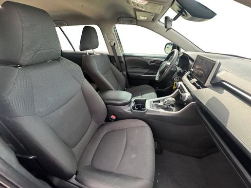 Used 2025 Toyota RAV4 LE FWD image 15