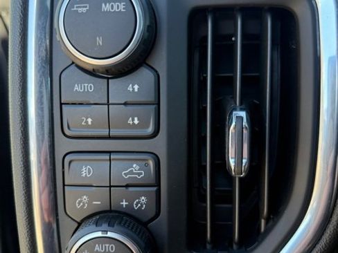 Used 2023 Chevrolet Silverado 3500 High Country image 16