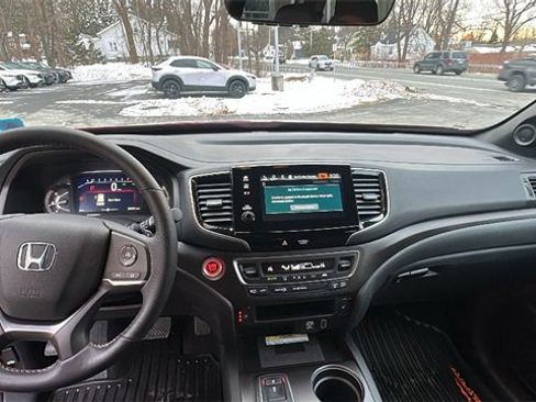 Used 2023 Honda Passport TrailSport image 9
