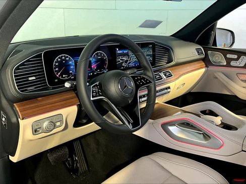 New 2026 Mercedes-Benz GLE 350 4MATIC image 9