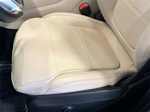 Certified 2024 Mercedes-Benz GLC 300 4MATIC image 19