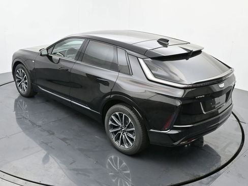 New 2025 Cadillac Lyriq Sport w/ LPO, Floor Liner Package image 25