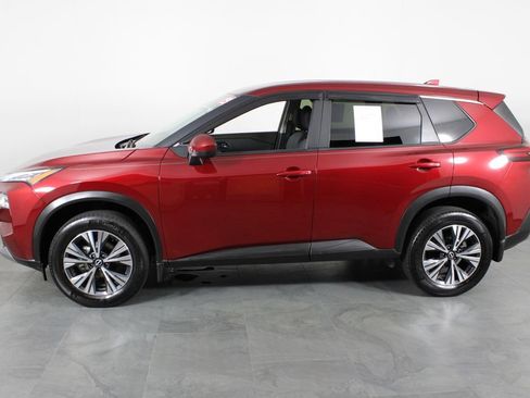 Certified 2023 Nissan Rogue SV FWD image 12