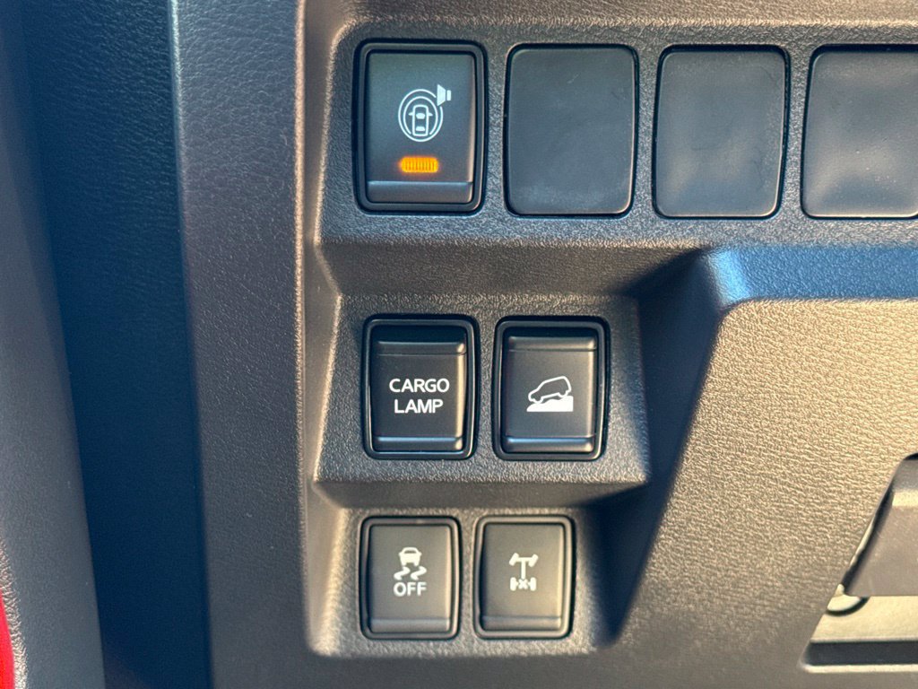 Used 2024 Nissan Frontier PRO-4X w/ Technology Package AWD/4WD image 28