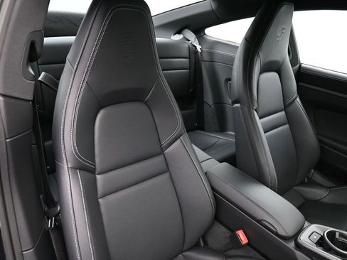 Certified 2025 Porsche 911 Carrera w/ Premium Package image 11