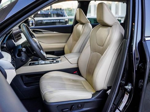 Used 2023 INFINITI QX60 Luxe w/ Vision Package image 26