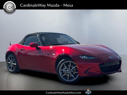 Used 2022 MAZDA MX-5 Miata Grand Touring RWD image 1