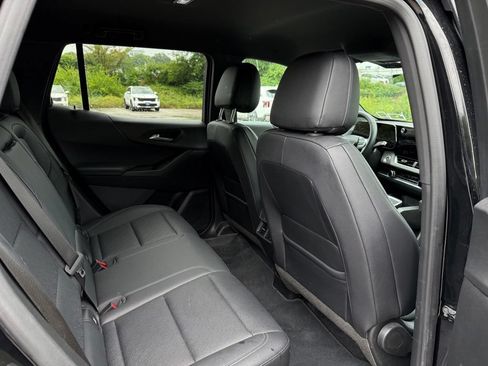 Used 2025 Chevrolet Equinox LT w/ Convenience Package II AWD/4WD image 15