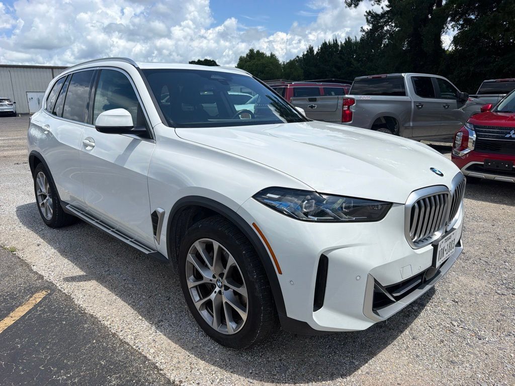 Used 2026 BMW X5 sDrive40i RWD image 2