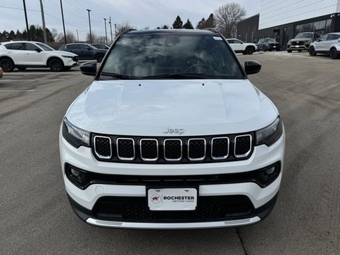 Used 2024 Jeep Compass Limited image 33
