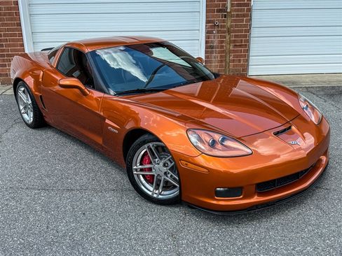 Used 2007 Chevrolet Corvette Z06 w/ Preferred Equipment Group RWD image 29