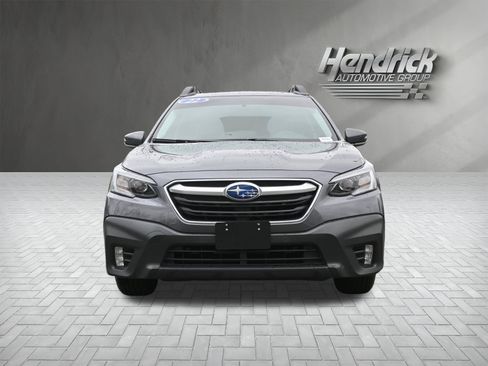 Certified 2022 Subaru Outback Premium image 3