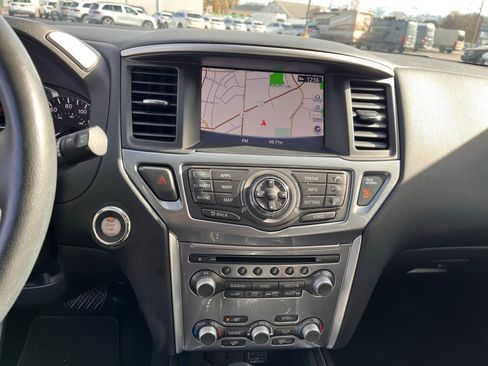 Used 2019 Nissan Pathfinder SL image 35