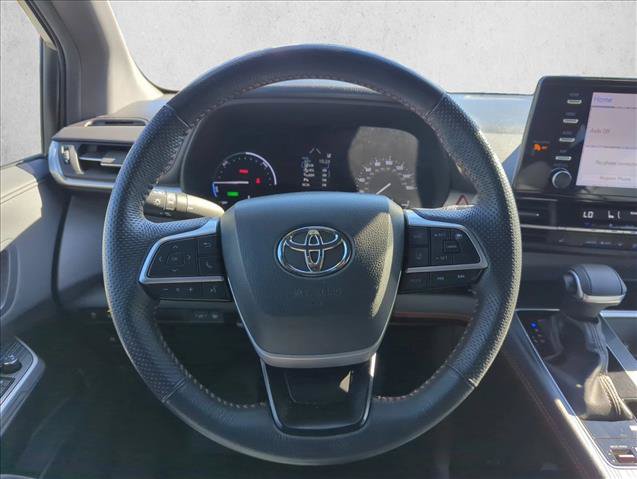 Certified 2024 Toyota Sienna XSE FWD image 15