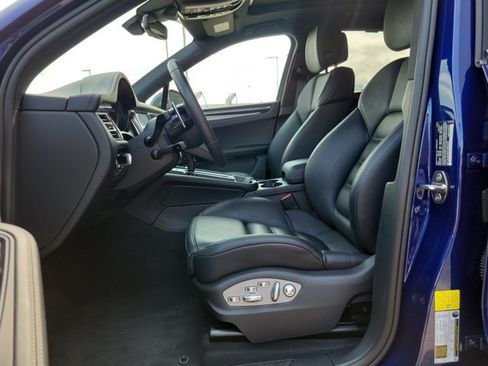 Certified 2026 Porsche Macan Turbo AWD/4WD image 23