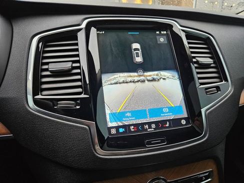 Used 2023 Volvo XC90 B5 Plus w/ Protection Package Premier image 28