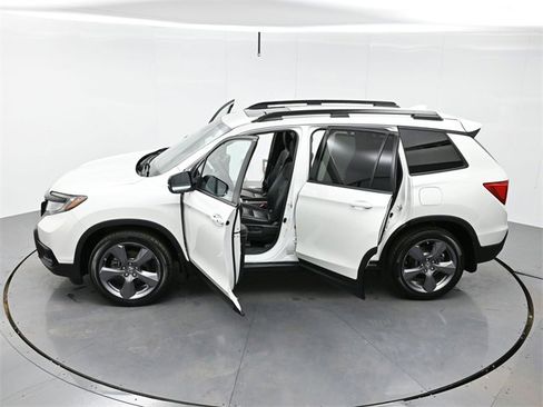 Used 2020 Honda Passport Touring image 47