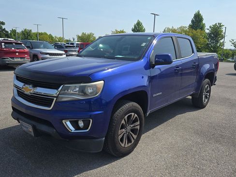 Used 2017 Chevrolet Colorado LT w/ LT Convenience Package AWD/4WD image 3
