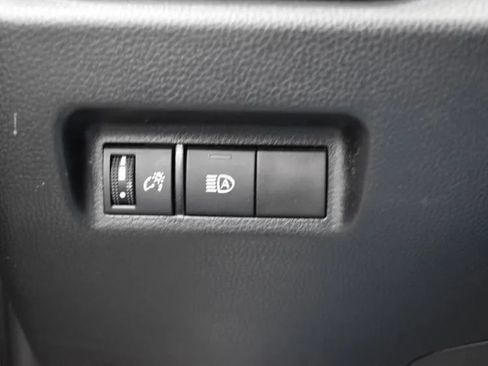 Used 2024 Toyota RAV4 XLE AWD/4WD image 22