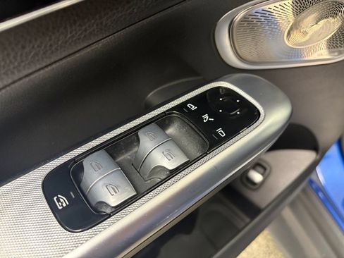 Used 2023 Mercedes-Benz GLC 300 4MATIC w/ AMG Line image 14