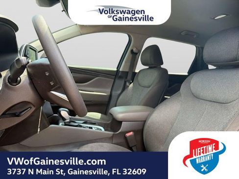 Used 2020 Hyundai Santa Fe SE AWD/4WD image 19