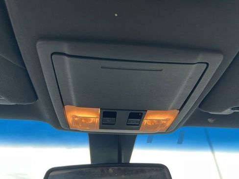 Used 2015 Ford Taurus SEL w/ Equipment Group 201A image 23