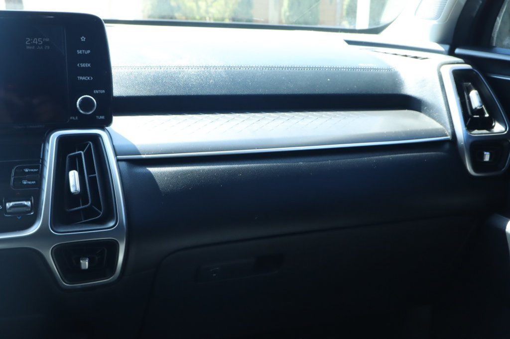 Used 2022 Kia Sorento S FWD image 31