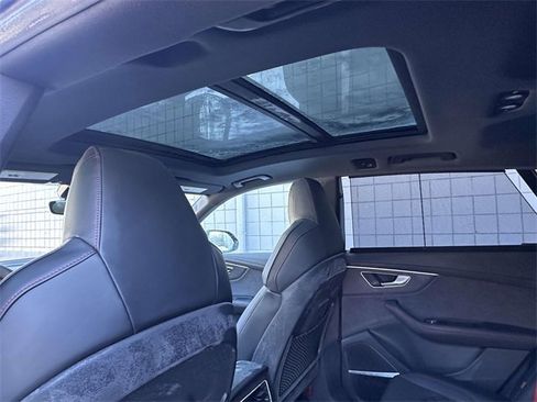 New 2026 Audi Q8 Prestige image 7