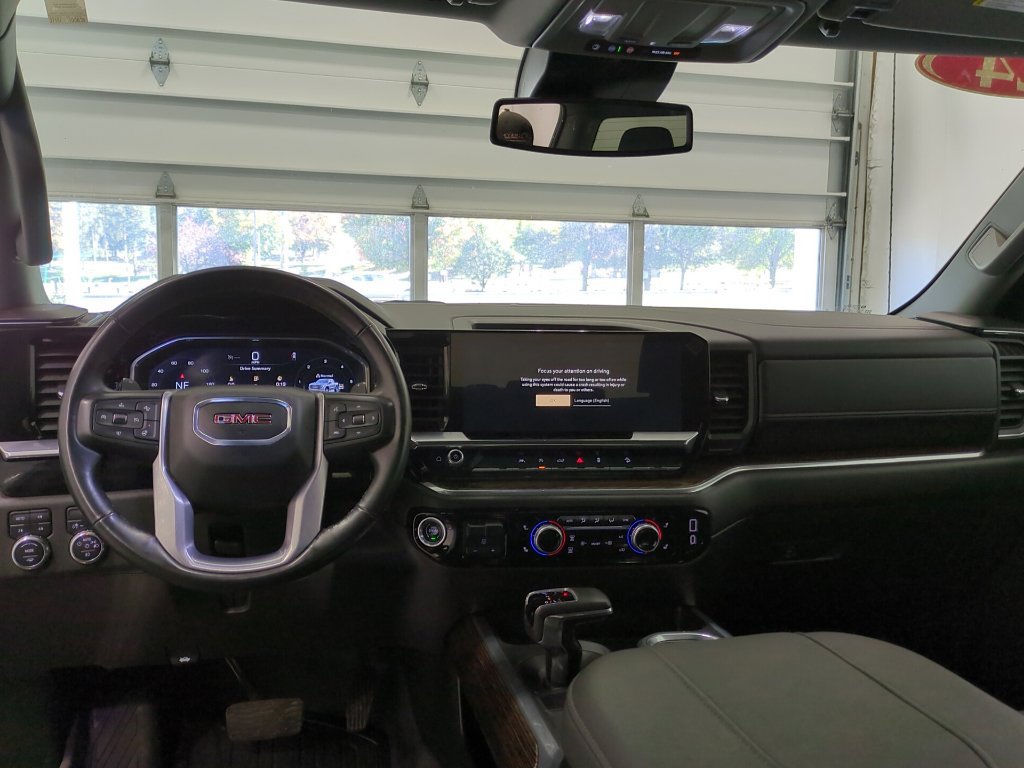 Used 2024 GMC Sierra 1500 Elevation w/ LPO, Elevation Black Package AWD/4WD image 7