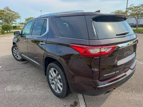 Used 2020 Chevrolet Traverse Premier AWD/4WD image 5