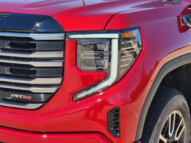 Used 2026 GMC Sierra 1500 AT4 w/ AT4 Premium Package AWD/4WD image 9