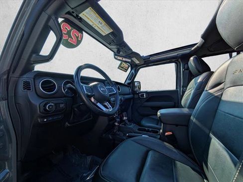 Used 2023 Jeep Wrangler Sahara w/ Cold Weather Group image 17