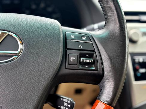 Used 2012 Lexus RX 450h FWD image 25