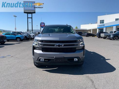 Used 2021 Chevrolet Silverado 1500 RST image 2