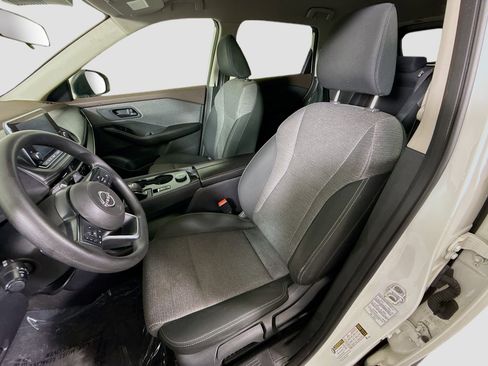 Used 2022 Nissan Rogue S AWD/4WD image 22