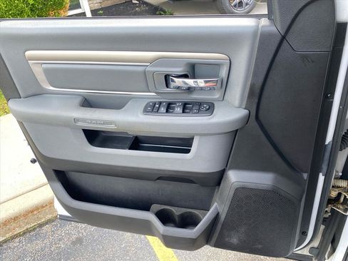 Used 2019 RAM 1500 Warlock AWD/4WD image 19