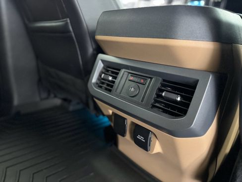 Used 2024 Ford F350 Lariat w/ Chrome Package image 42