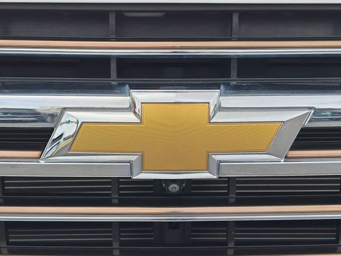 Certified 2022 Chevrolet Silverado 2500 High Country w/ Technology Package AWD/4WD image 29