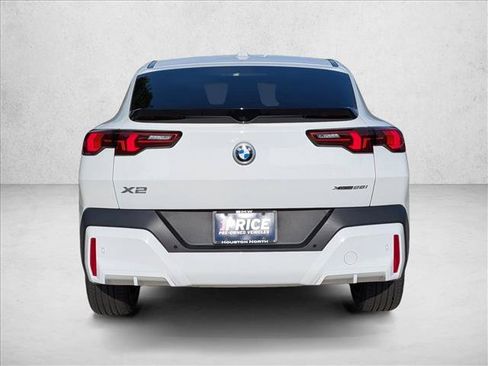 Used 2026 BMW X2 xDrive28i AWD/4WD image 7