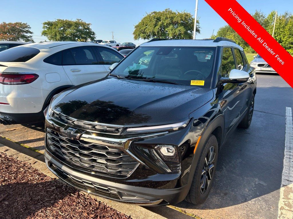 Used 2024 Chevrolet TrailBlazer ACTIV w/ Convenience Package FWD image 11