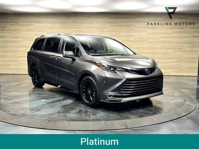 Used 2024 Toyota Sienna Platinum