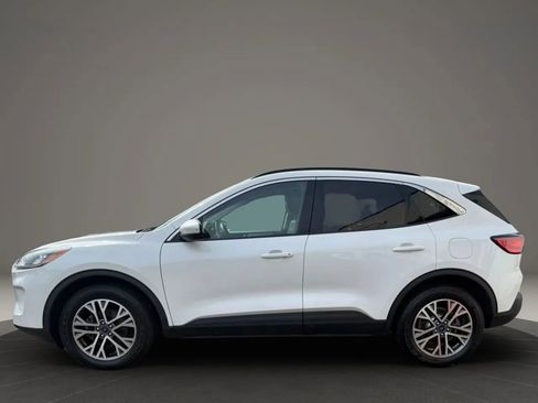 Used 2020 Ford Escape SEL image 8