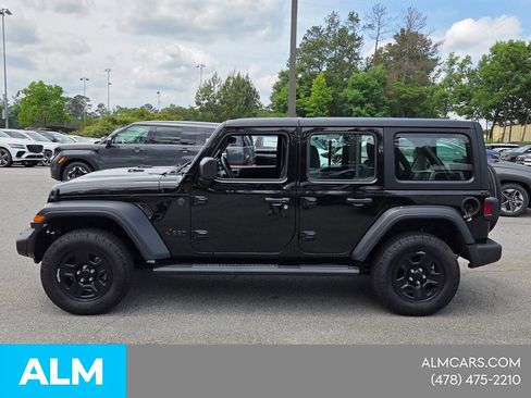 Used 2025 Jeep Wrangler Unlimited Sport AWD/4WD image 5