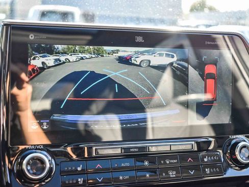 Used 2022 Toyota Highlander Platinum image 23