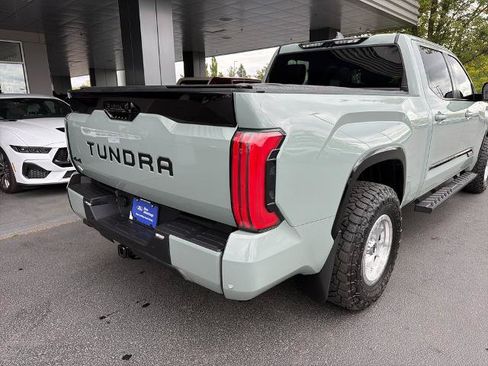 Used 2024 Toyota Tundra Platinum AWD/4WD image 13