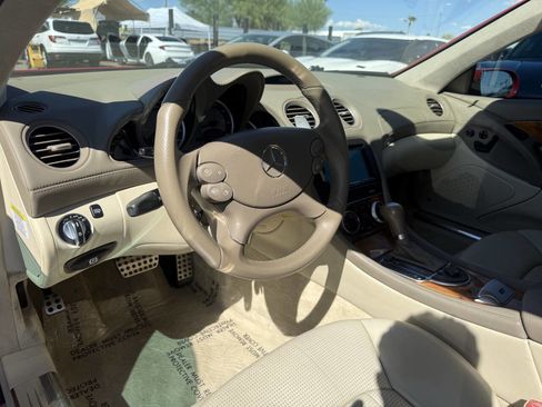 Used 2007 Mercedes-Benz SL 55 AMG image 23