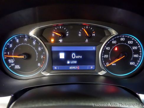 Used 2023 Chevrolet Traverse RS AWD/4WD image 17